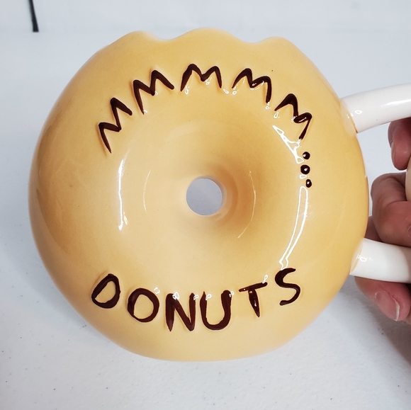 *SOLD* Big Mouth Ceramic Donut Shaped Coffee Novelty Mug - Picture 11 of 11